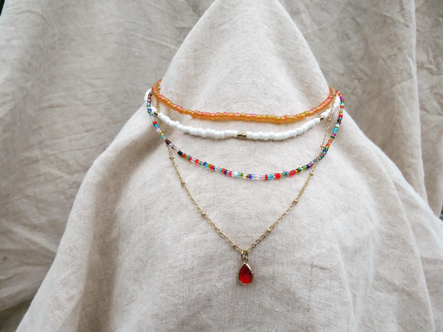 Multilayer Bead & Pendant Necklace